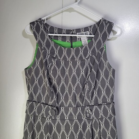 Robbie Bee Women SZ 6  Sleeveless Geometric Print Gray/White Lined Sheath Dress - Picture 4 of 11